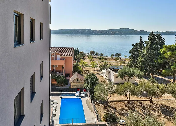 Gorgeous In Seget Donji