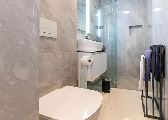 Gorgeous In Seget Donji *