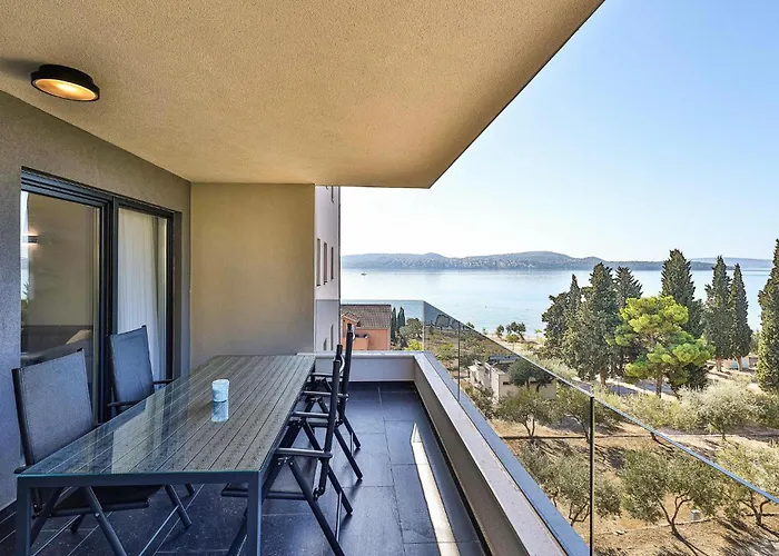 Gorgeous In Seget Donji Apartamento