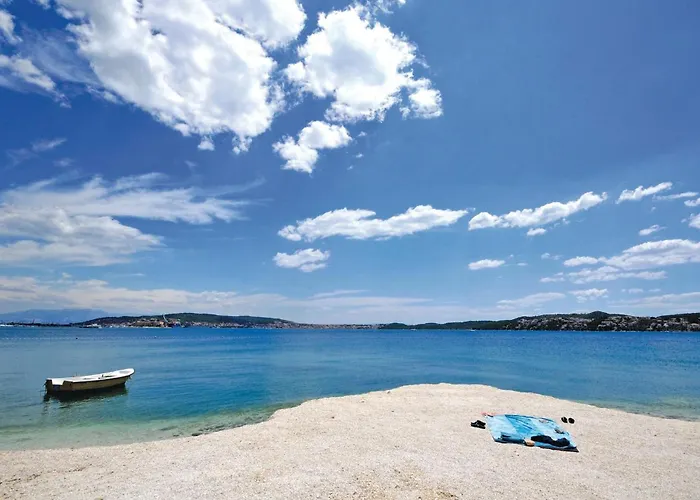 Gorgeous In Seget Donji Trogir